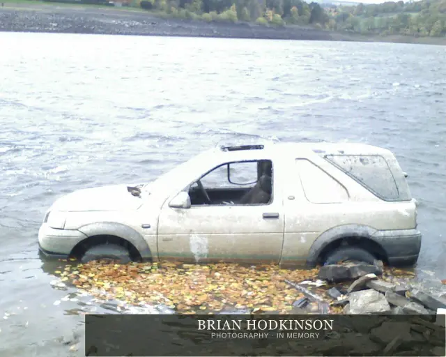 Photograph from November 2 2010 dam flask car park