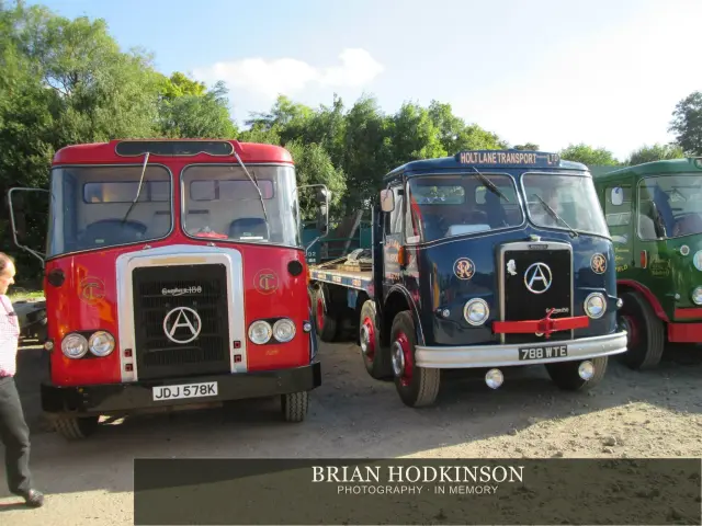 Photograph from old lorry meet deepcar 29.9.13